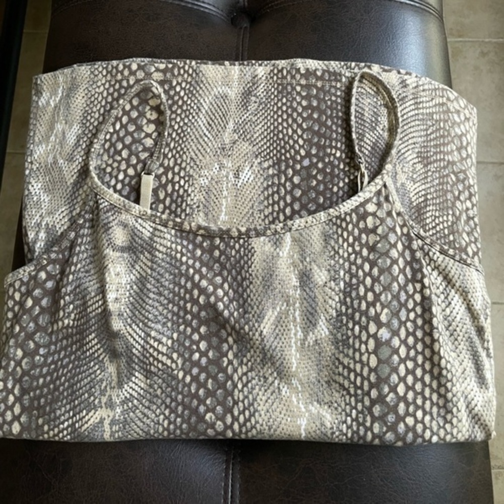 3 for 20$ EXPRESS  Phyton Thank Top